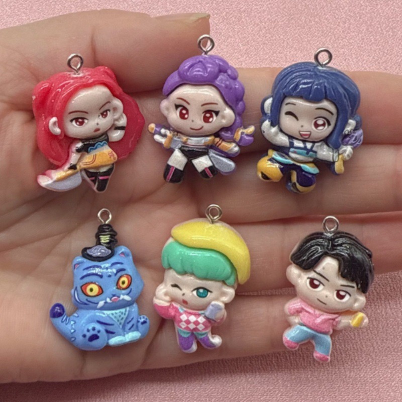 Party Games Birthday - 10 buah liontin kartun resin, anting-anting